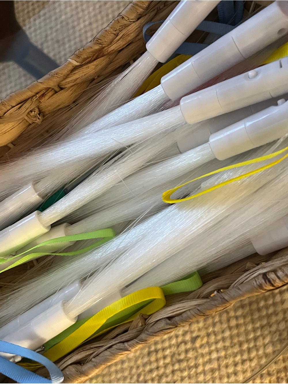 Glow sticks, light up, battery operated